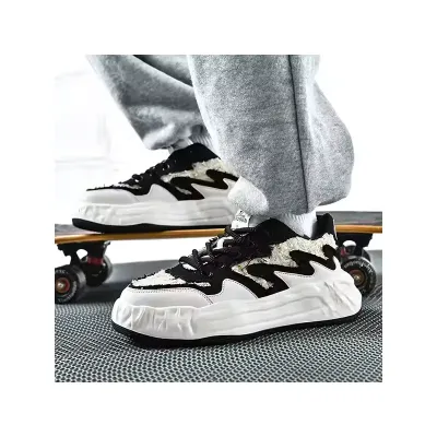 WALKING CASUAL SHOES